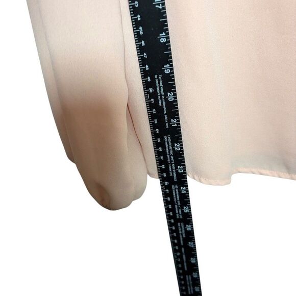 Halogen Blouse Women's Small Pink Ruffle V-Neck Long Sleeve Sheer Career Top - Picture 5 of 8